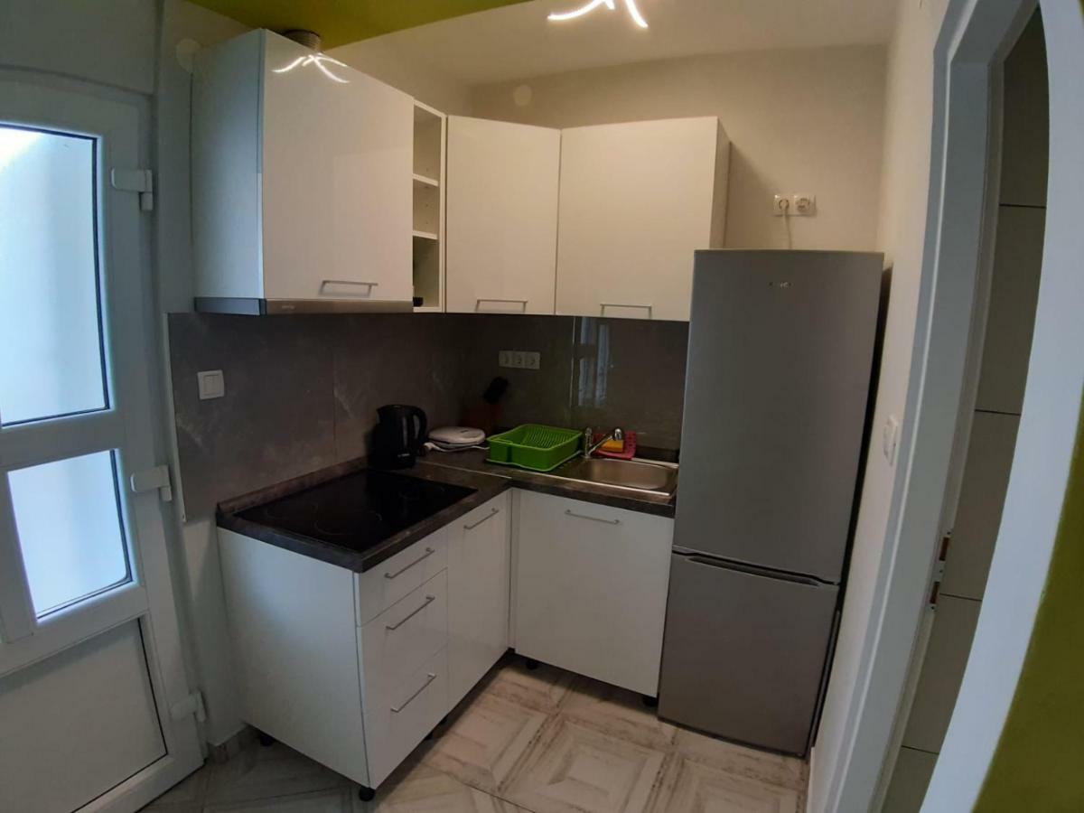 Studio Apartman F&L Makarska Zewnętrze zdjęcie